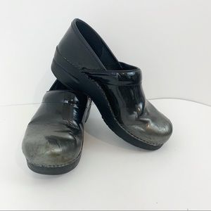 DANSKO Patent Leather Pro Clog Metallic